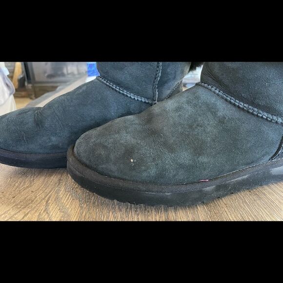 UGG® Women’s Bailey Button II Boots Black Sz 8 US - Picture 5 of 14